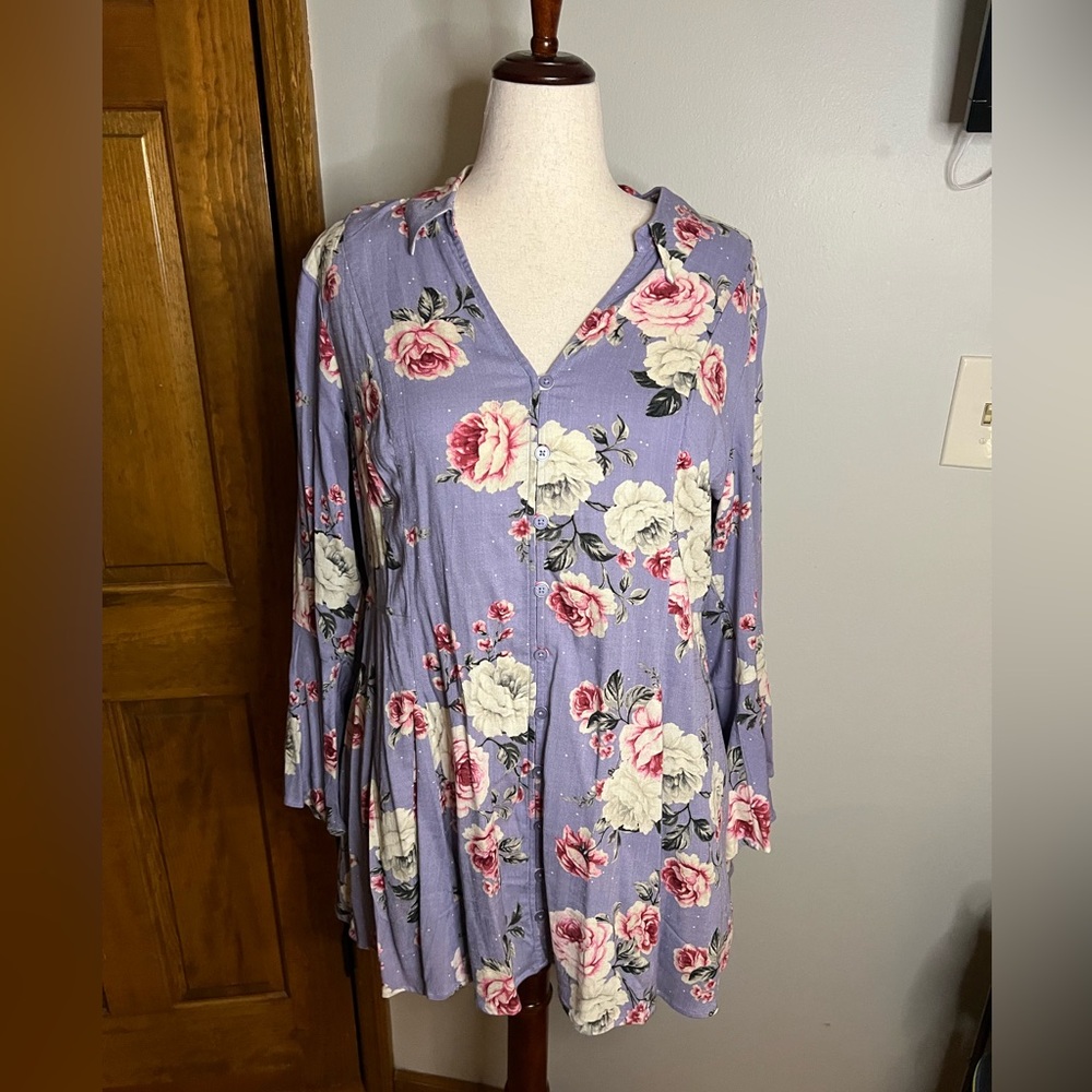 TORRID Fit And Flare Rayon Slub Button-Front Top, NWT, Size 2